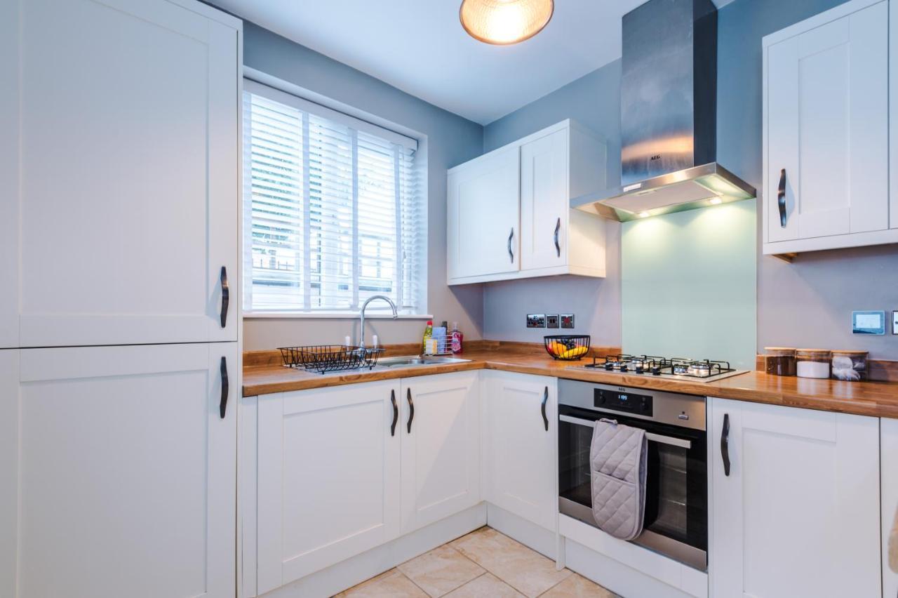 Дом отдыха New! Spacious 2-bed In By 53 Degrees Property, Ideal For Long Stays, Great Location - Sleeps 6